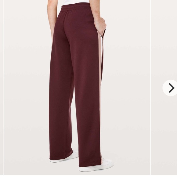 Lululemon Athletic Cover Your Track Pants 8 NWOT - Picture 2 of 11